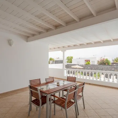 Mar Azul Villa *
